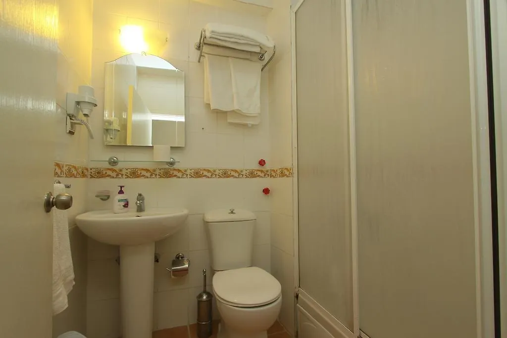Nese Hotel Çeşme Turcja