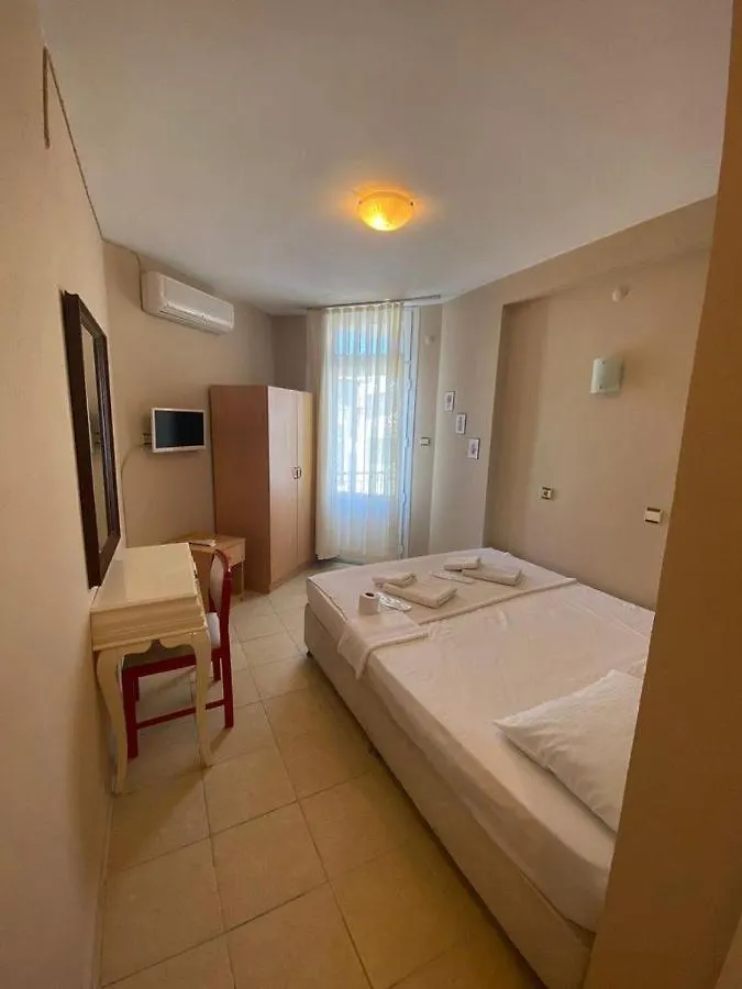 Nese Hotel Çeşme
