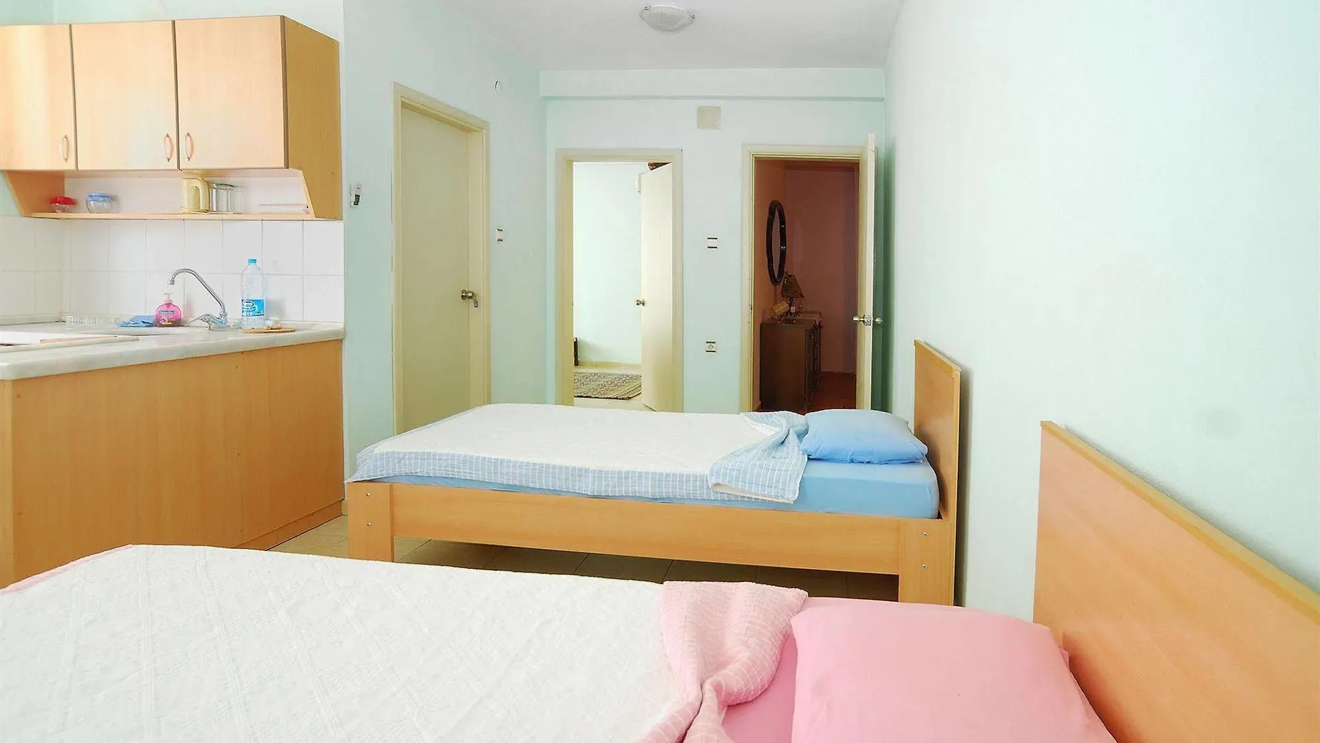 Nese Hotel Çeşme 2*,